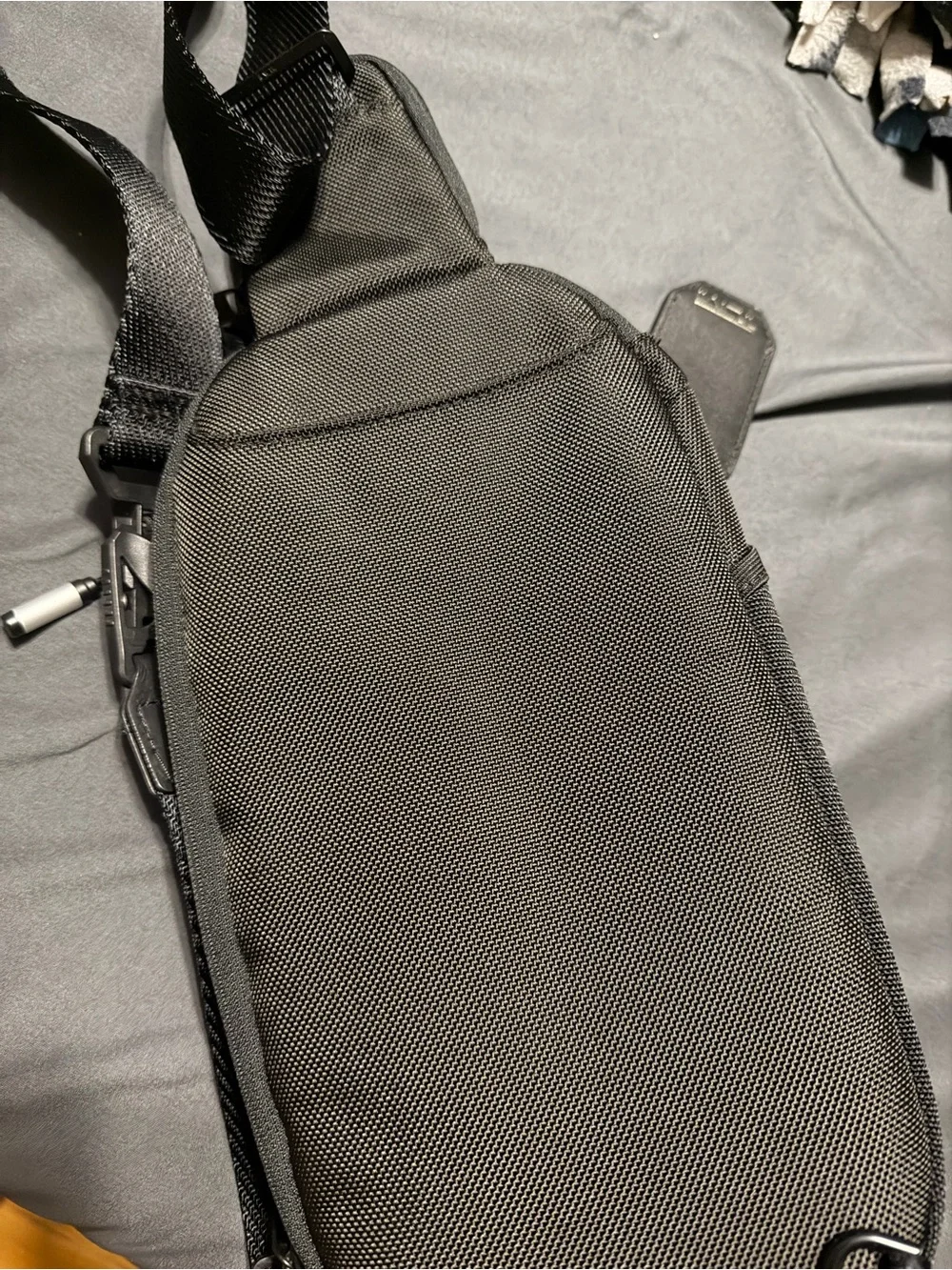 TUMI ALPHA BRAVO ESPORT PRO SLING